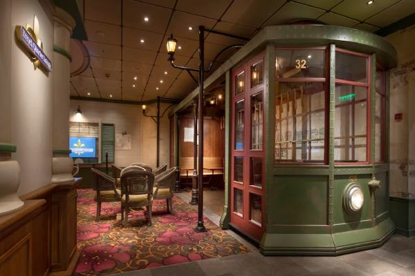 Disney Wonder Gallery Image